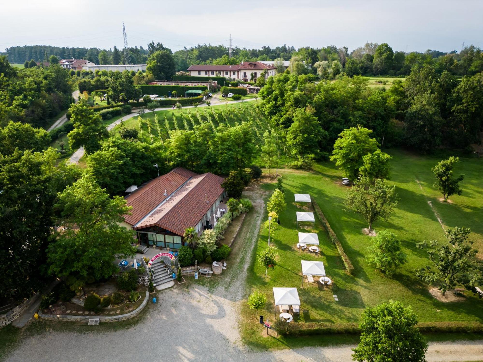 Agriturismo Parco Campofelice Bed & Breakfast Lombardore Exterior foto